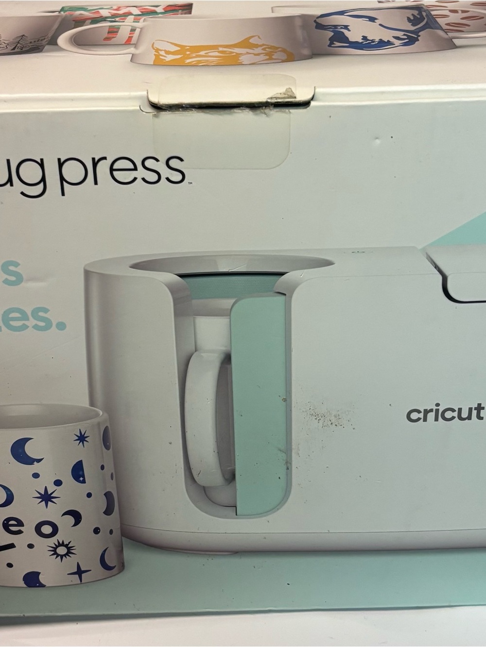 Cricut Mug Press in White with Mint Handle Accent